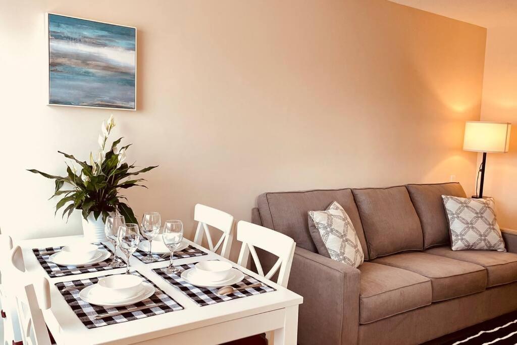 Unit #303 Mountain View 1Br In Canmore Downtown Bagian luar foto